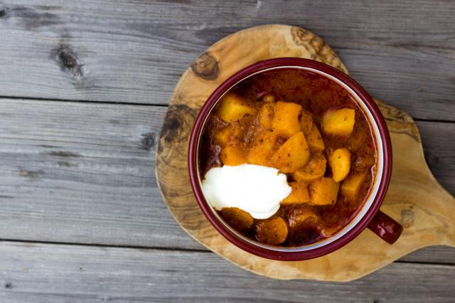 Kartoffelgulasch mit Bio-Seitanwürstel